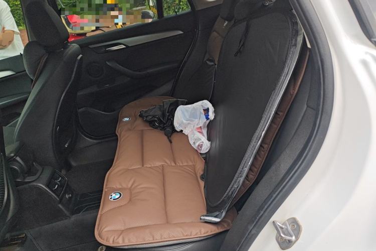 Used BMW X1 2016 sDrive18Li Fashion Model Left Rear Seat