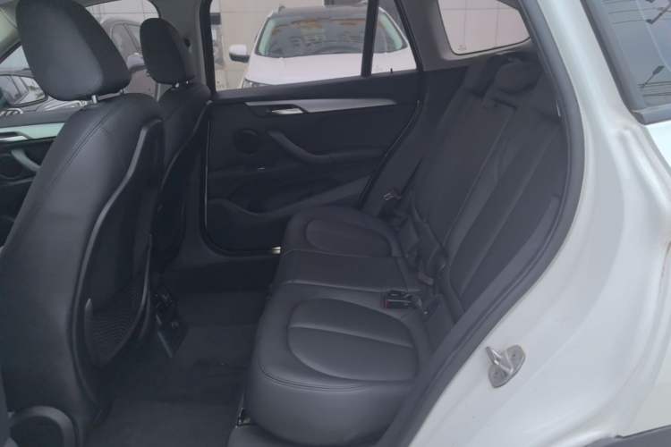 Used BMW X1 2016 sDrive18Li Fashion Model Left Rear Seat