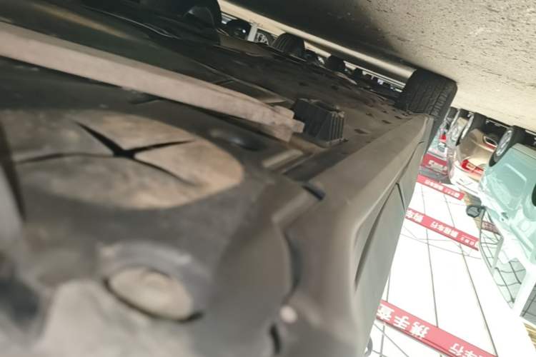 Used BMW X1 2016 sDrive18Li Fashion Model Left Side Sill