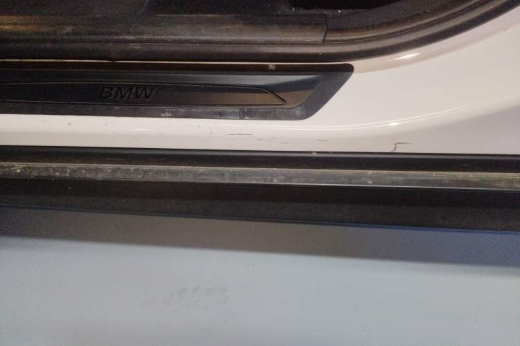 Used BMW X1 2016 sDrive18Li Premium Edition Left Side Sill