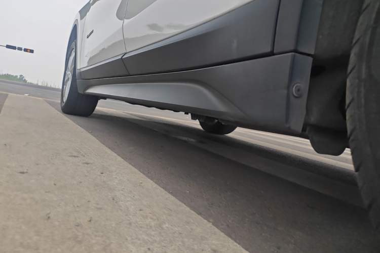 Used BMW X1 2016 sDrive18Li Fashion Model Left Side Sill