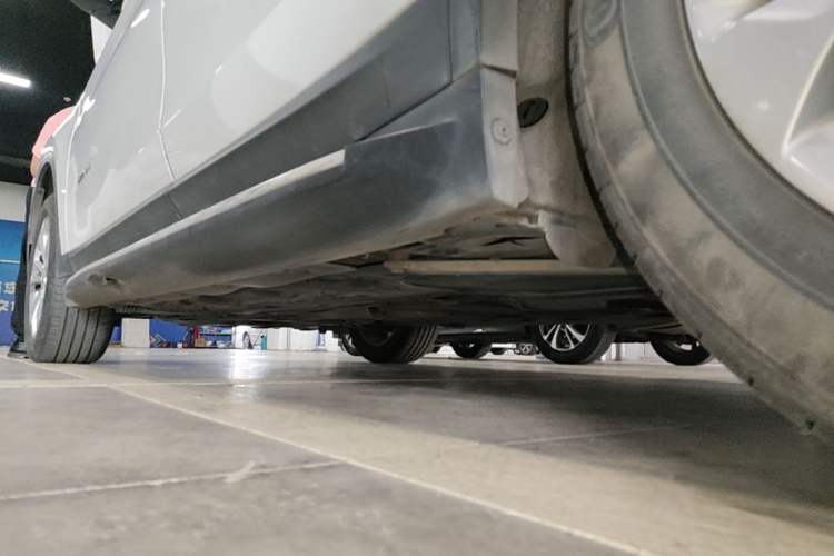 Used BMW X1 2016 sDrive18Li Premium Edition Left Side Sill