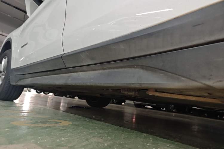 Used BMW X1 2016 sDrive18Li Fashion Model Left Side Sill
