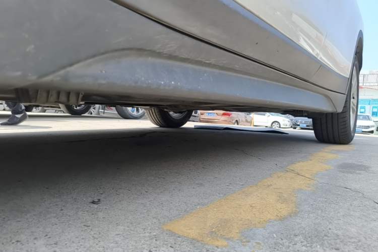 Used BMW X1 2016 sDrive18Li Premium Edition Left Side Sill