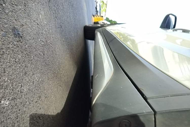 Used BMW X1 2016 xDrive20Li Luxury Model Left Side Sill