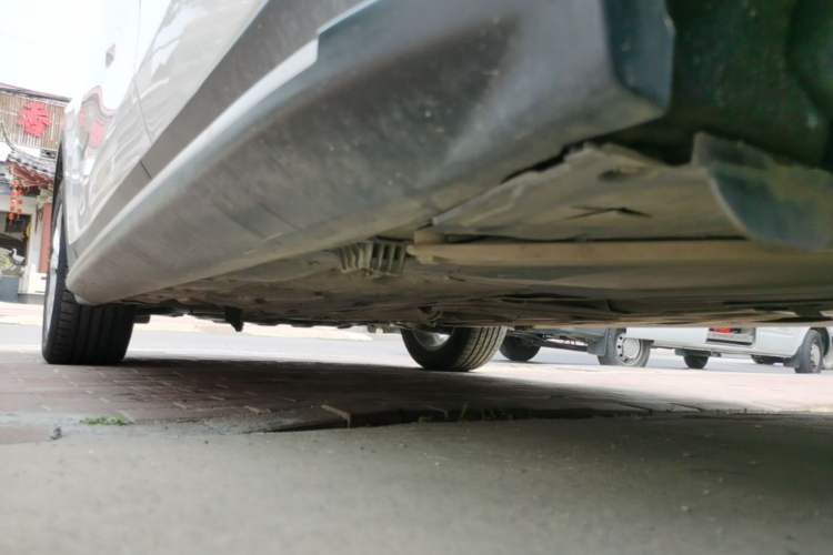 Used BMW X1 2016 sDrive18Li Premium Edition Left Side Sill