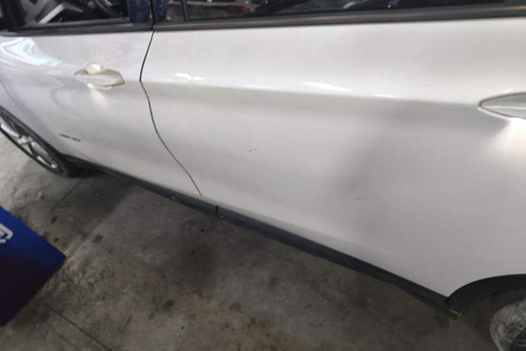 Used BMW X1 2016 sDrive18Li Fashion Model Left Side Sill