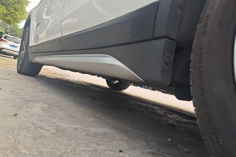 Used BMW X1 2016 sDrive18Li Luxury Model Left Side Sill
