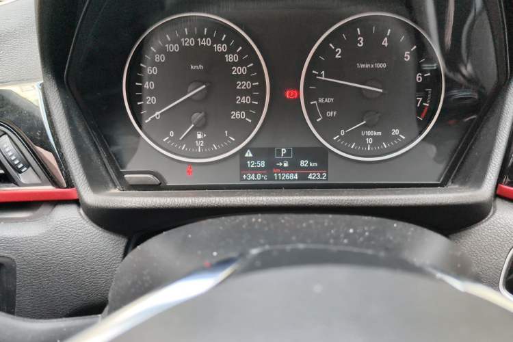 Used BMW X1 2016 sDrive20Li Luxury Model Odometer Close Up