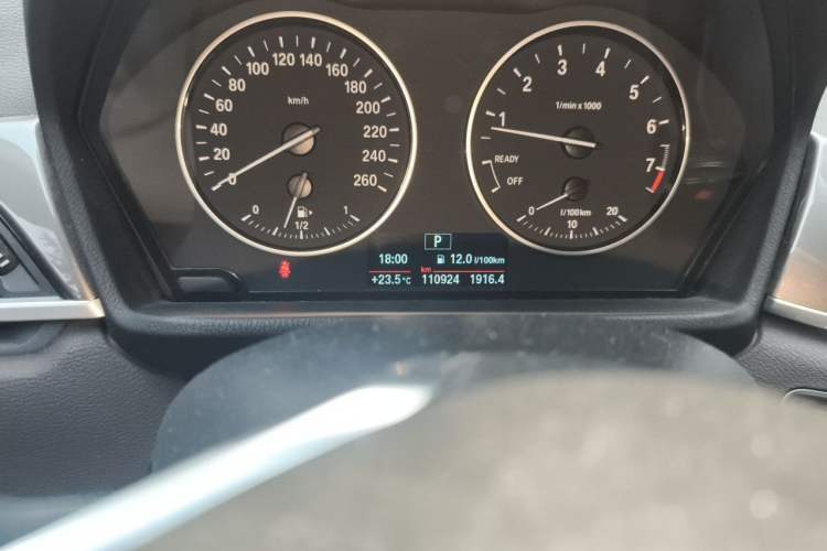Used BMW X1 2016 sDrive20Li Luxury Model Odometer Close Up