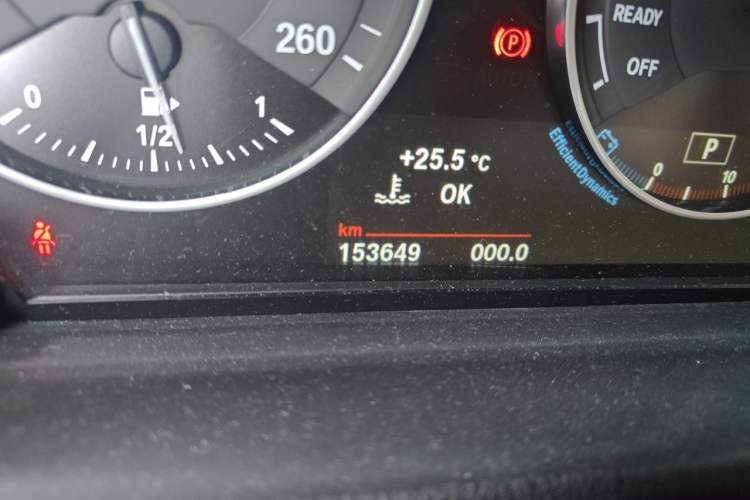 Used BMW X1 2016 xDrive20Li Luxury Model Odometer Close Up