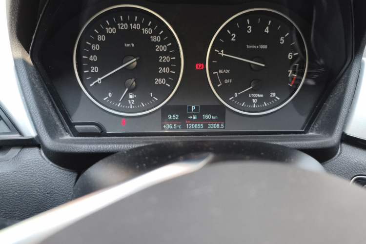 Used BMW X1 2016 sDrive18Li Premium Edition Odometer Close Up
