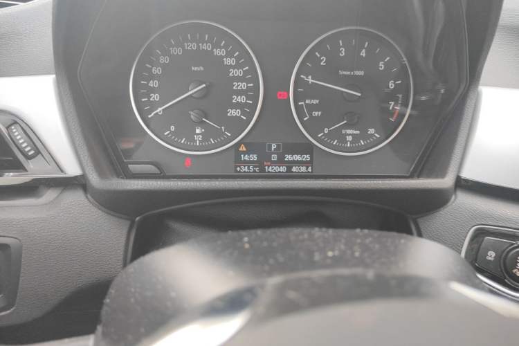 Used BMW X1 2016 sDrive18Li Fashion Model Odometer Close Up
