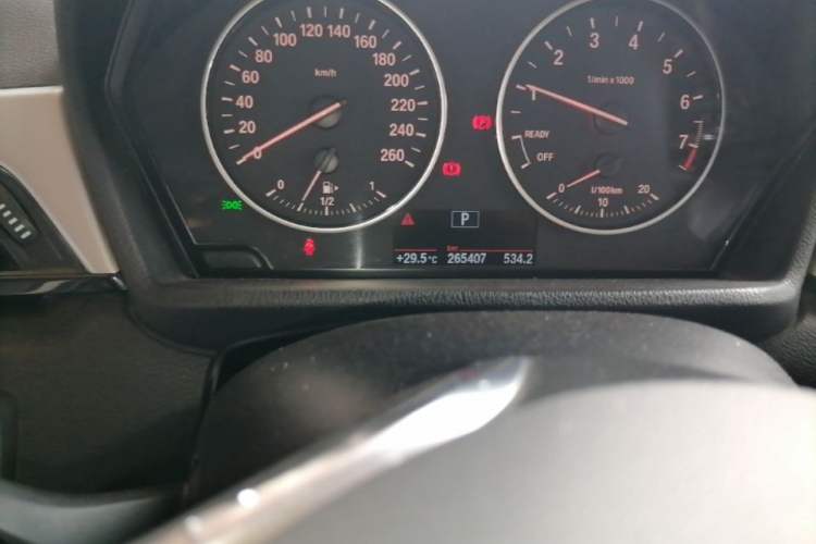 Used BMW X1 2016 sDrive18Li Premium Edition Odometer Close Up