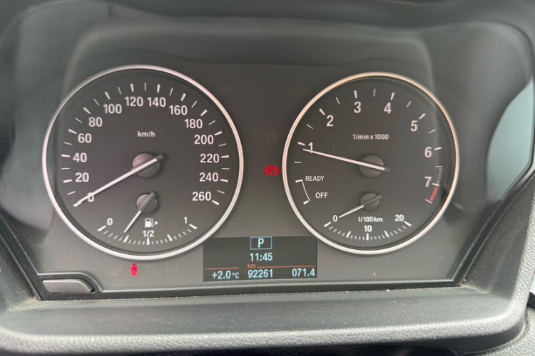 Used BMW X1 2016 sDrive18Li Fashion Model Odometer Close Up