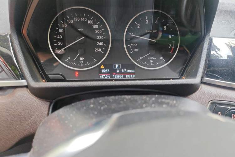 Used BMW X1 2016 sDrive20Li Luxury Model Odometer Close Up