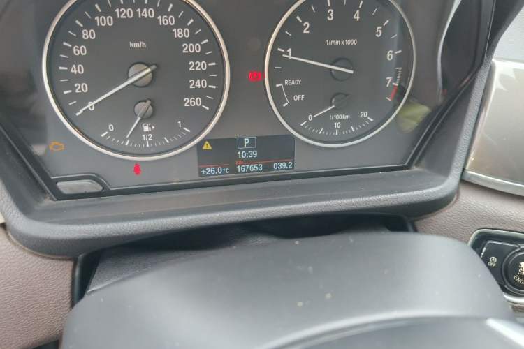 Used BMW X1 2016 sDrive18Li Luxury Model Odometer Close Up