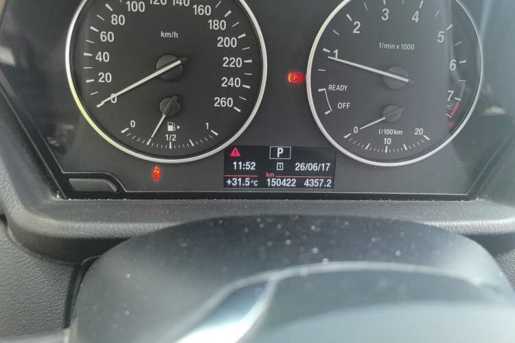 Used BMW X1 2016 sDrive18Li Premium Edition Odometer Close Up