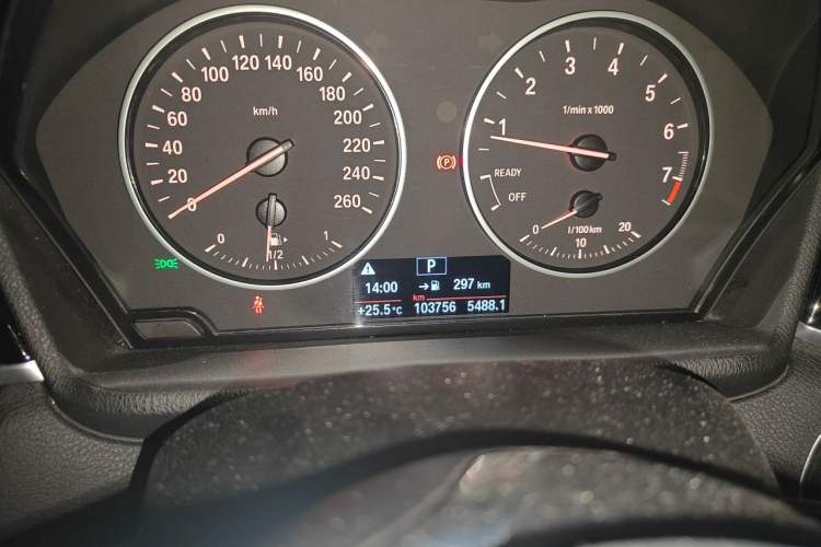 Used BMW X1 2016 sDrive20Li Luxury Model Odometer Close Up