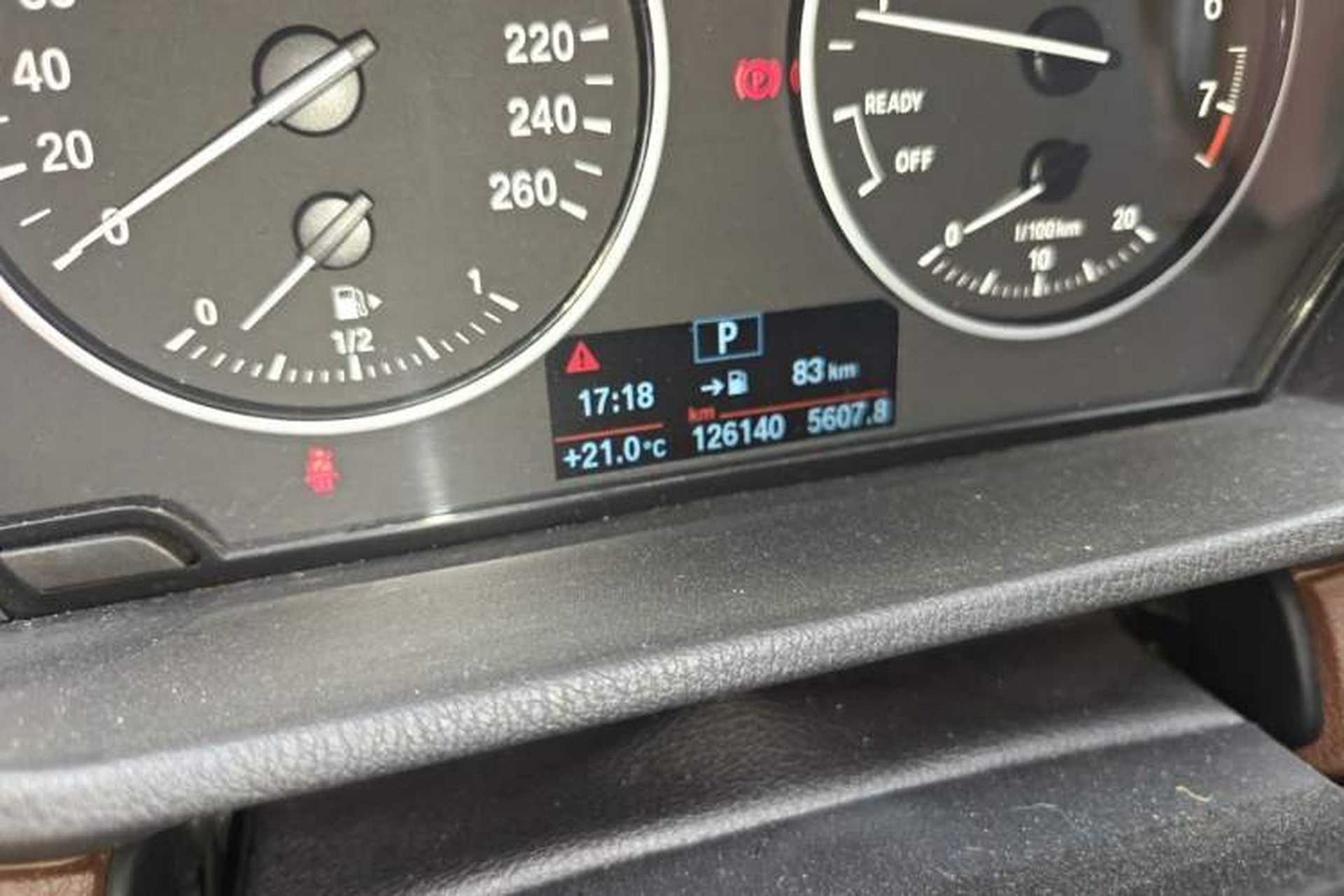 Used BMW X1 2016 sDrive20Li Luxury Model Odometer Close Up