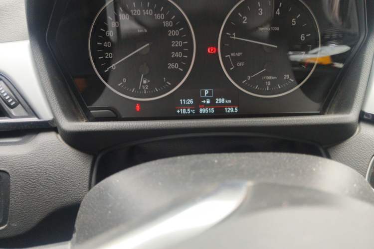 Used BMW X1 2016 sDrive18Li Premium Edition Odometer Close Up