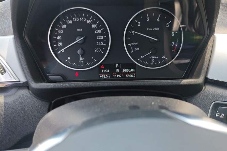 Used BMW X1 2016 sDrive18Li Fashion Model Odometer Close Up
