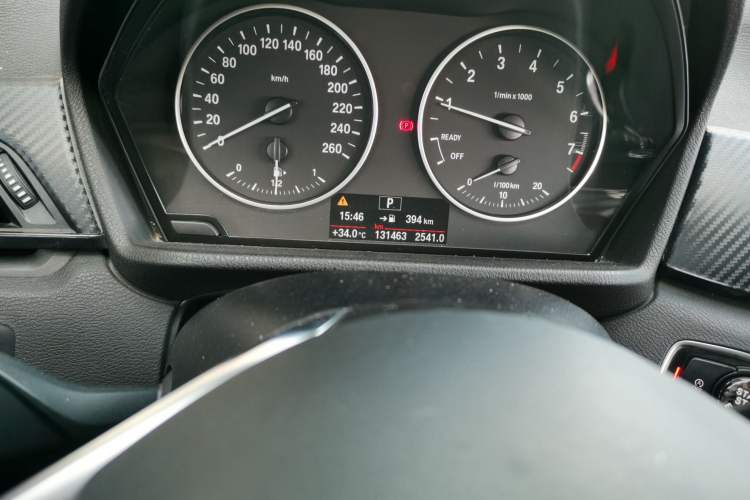 Used BMW X1 2016 sDrive18Li Fashion Model Odometer Close Up