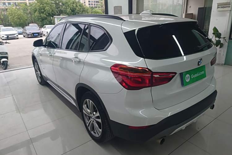 Used BMW X1 2016 sDrive20Li Luxury Model Rear Left 45 Deg