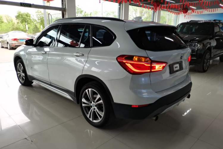 Used BMW X1 2016 sDrive20Li Luxury Model Rear Left 45 Deg