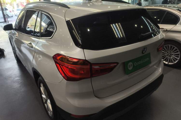 Used BMW X1 2016 sDrive18Li Fashion Model Rear Left 45 Deg