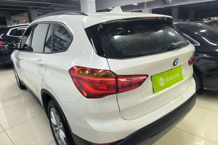 Used BMW X1 2016 sDrive18Li Fashion Model Rear Left 45 Deg