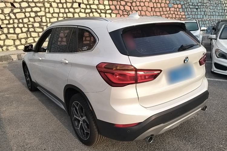 Used BMW X1 2016 sDrive20Li Luxury Model Rear Left 45 Deg