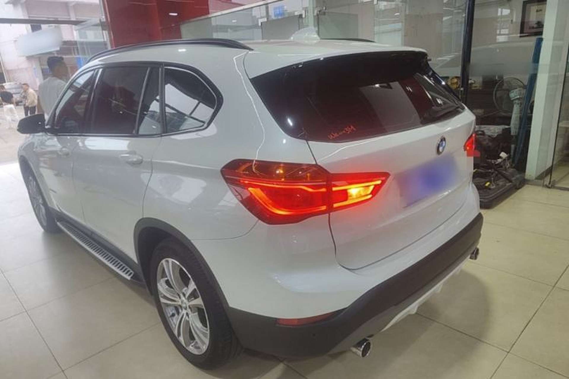 Used BMW X1 2016 sDrive20Li Luxury Model Rear Left 45 Deg