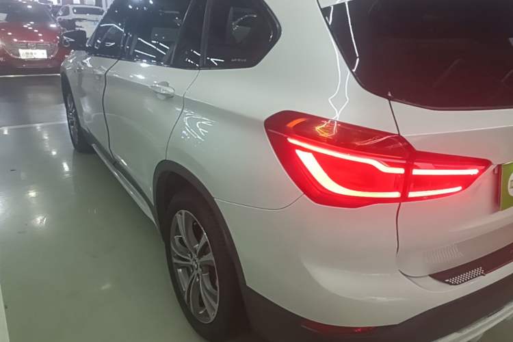 Used BMW X1 2016 sDrive20Li Luxury Model Rear Left 45 Deg