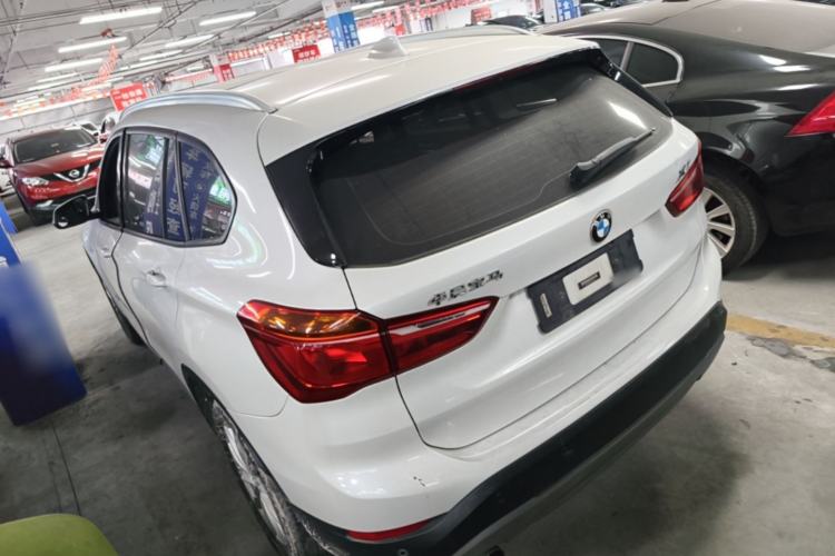 Used BMW X1 2016 sDrive18Li Fashion Model Rear Left 45 Deg