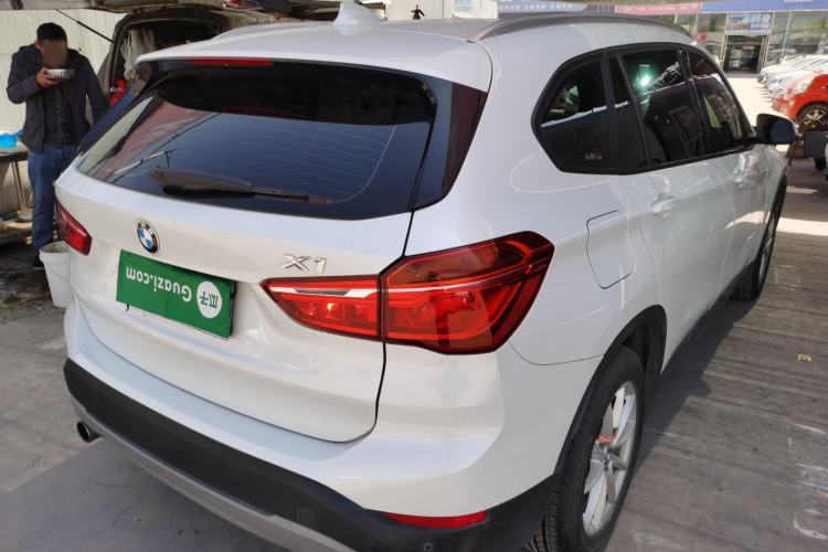 Used BMW X1 2016 sDrive18Li Fashion Model Rear Right 45 Deg