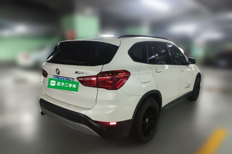 Used BMW X1 2016 sDrive18Li Fashion Model Rear Right 45 Deg
