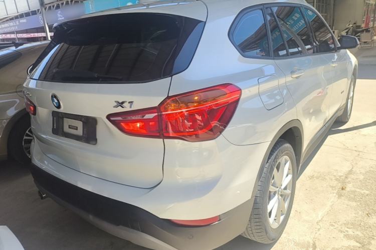 Used BMW X1 2016 sDrive18Li Fashion Model Rear Right 45 Deg