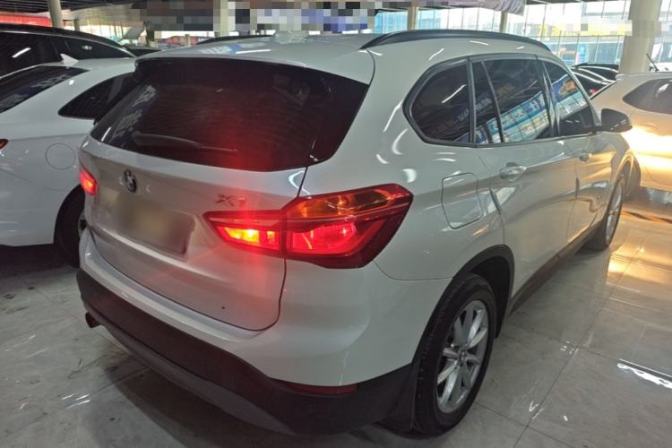 Used BMW X1 2016 sDrive18Li Fashion Model Rear Right 45 Deg