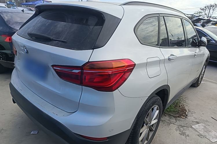 Used BMW X1 2016 sDrive18Li Fashion Model Rear Right 45 Deg