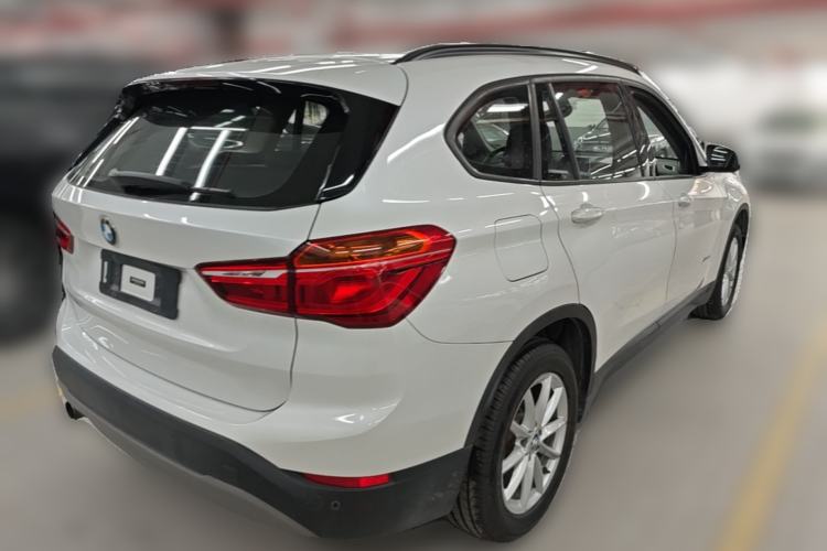 Used BMW X1 2016 sDrive18Li Fashion Model Rear Right 45 Deg