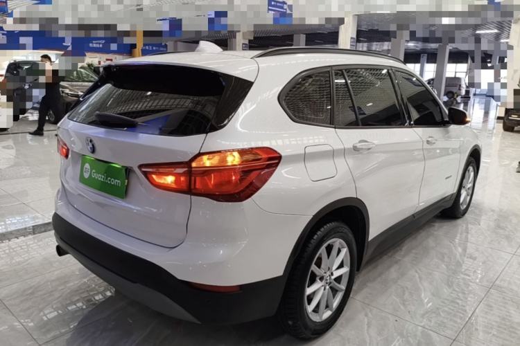 Used BMW X1 2016 sDrive18Li Fashion Model Rear Right 45 Deg