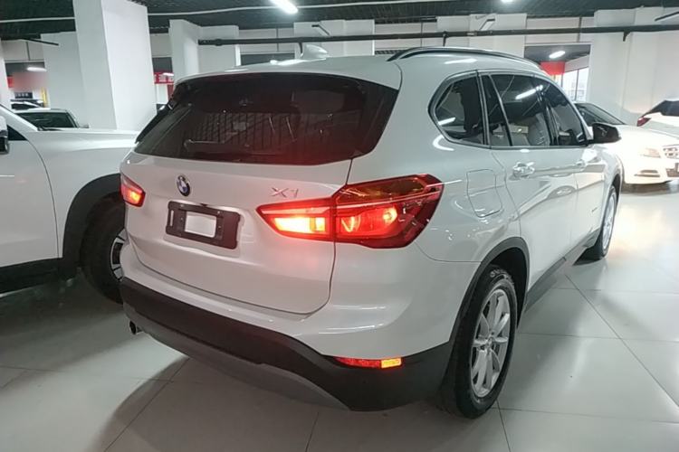 Used BMW X1 2016 sDrive18Li Fashion Model Rear Right 45 Deg