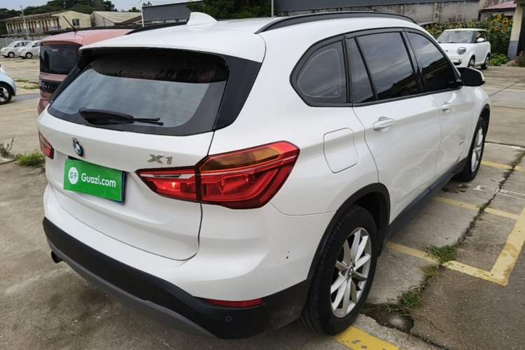 Used BMW X1 2016 sDrive18Li Fashion Model Rear Right 45 Deg