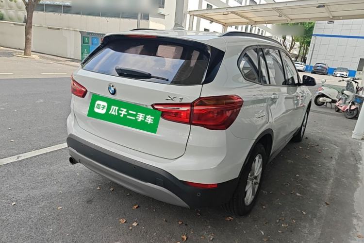 Used BMW X1 2016 sDrive18Li Fashion Model Rear Right 45 Deg