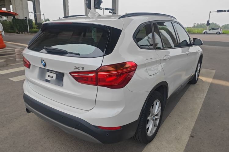 Used BMW X1 2016 sDrive18Li Fashion Model Rear Right 45 Deg