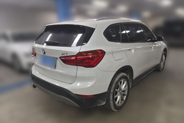 Used BMW X1 2016 sDrive18Li Fashion Model Rear Right 45 Deg