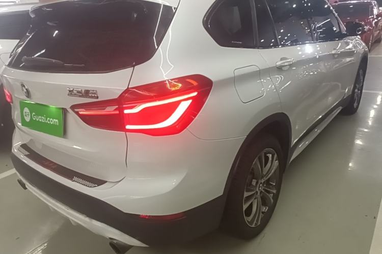 Used BMW X1 2016 sDrive20Li Luxury Model Rear Right 45 Deg