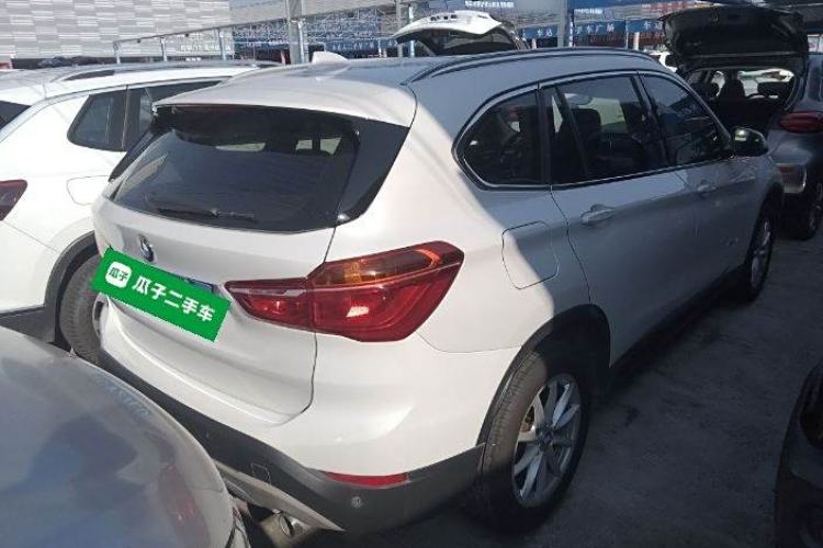 Used BMW X1 2016 sDrive18Li Fashion Model Rear Right 45 Deg