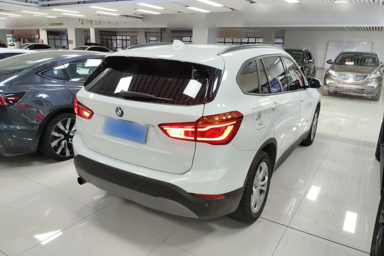Used BMW X1 2016 sDrive18Li Premium Edition Rear Right 45 Deg